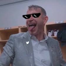 Luke Lyons @lukelyons09