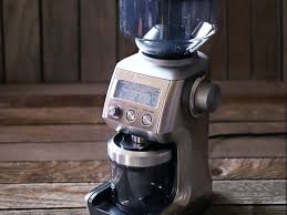 Breville's smart grinder pro features precision digital time (adjustable in 0.2 sec increments) to give you complete control over dose and grind time. Breville The Smart Grinder Pro Review High Tech For The Best Coffee