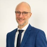 200+ Profile mit dem Suchbegriff „Fleckenstein“