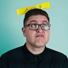 Mike Cox's Instagram, Twitter & Facebook