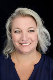 Jennifer Boots's Instagram, Twitter & Facebook