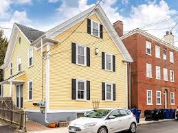 Salem Ma Real Estate Salem Homes For Sale Realtor Com In 2020 Real Estate House Styles Home