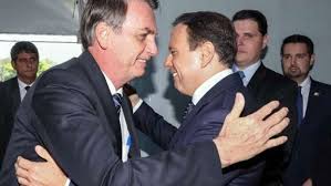 May 14, 2020 · muito justa a lei mas a hermenêutica aplicada por partes dos empresários estimulados pelo irresponsável e criminoso do bolsonaro que transfere para os menos desfavorecidos a conta dos atos governamentais, ora demitir é um direito de quem emprega para ter lucro, a questão é que os empregados geraram lucros dentro do bom senso entre patrões e empregados, deve sim o governo indenizar os. De Bolsonaro Para Doria Eu Acho Que Ele Se Morrer Hoje Vai Para O Ceu E Um Santo Da Calca Apertada