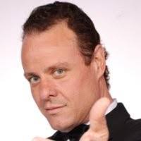 Ruben Cerda's Instagram, Twitter & Facebook