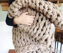 Xxl stricken decken kissen aus riesengarn sind in der dekoration. Armstricken Fur Anfanger Xxl Decke Aus Wolle Mit Anleitung