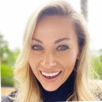 Jessica Dajao's Instagram, Twitter & Facebook