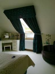 1001 Ideas For Gorgeous Attic Room Curtain Ideas Gardinen Fur Dachfenster Dachboden Schlafzimmer Ideen Dachzimmer