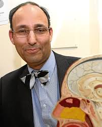 Scotland's top law officer criticises police over disgraced surgeon