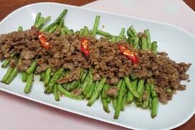 Tumis.masakan klasik, cocok bagi anda yang sibuk atau tak punya banyak waktu untuk memasak. Tumis Daging Cincang Yang Bikinnya Enggak Pakai Ribet