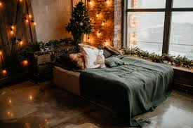 Four 14ft noble fir trees with 72 handmade paper ornaments representing six regions across the us stand next to the white house creche in the east. These Christmas At Home Trends Will Still Give You All The Holiday Feels