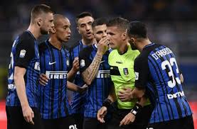 Un arbitro di grido per la gara più importante della giornata: Bufera Inter Juve Dal Labiale Di Tagliavento Ad Allegri E Spunta Una Foto Di Orsato Fc Inter 1908