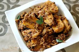Kele Sukhe Mangalorean Wedding Style Raw Banana With Roasted Coconut Spices Ruchik Randhap Raw Banana Konkani Recipes Lent Recipes