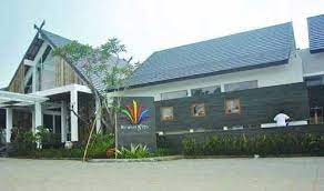 Set in a prime location of jambi, rumah kito jambi hotel puts everything the city has to offer just outside your doorstep. Big Promo Ala Rumah Kito Resort Hotel Metrojambi Com Berita Jambi Digital