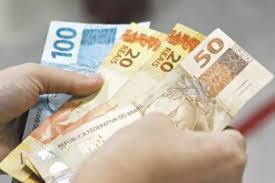 A partir de 12/02, brasileiros que se enquadrarem nas regras vão receber pelo menos R$ 600