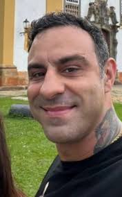 Morre médico esfaqueado em Volta Redonda