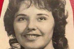 Farrah Oliver's Instagram, Twitter & Facebook