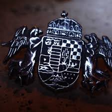 Magyarország címere fóliázott 30x42 cm a magyar köztársaság címere könyöklő falra akasztható. Meska Egyedi Kezmuves Termekek Es Ajandekok Kozvetlenul A Keszitoktol Meska Hu