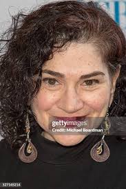 22 Karen Eileen Gordon Stock Photos, High-Res Pictures, and Images