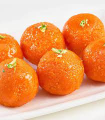 Desi Ghee Motichoor Ladoo (500 grms) - Mishra Pedha Online