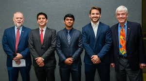 Taylor Nuemann wins People's Choice Awards Three minute Thesis