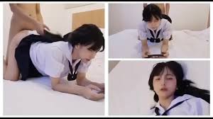 Phang em học sinh Trung Quốc xinh xắn