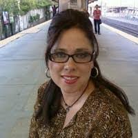 Katherine Bonnell's Instagram, Twitter & Facebook