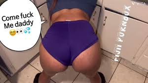 My bf doesn’t know lightskin girls are freaks that like to fuck a lot  Bouncing bbc