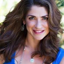 Shari Russell's Instagram, Twitter & Facebook