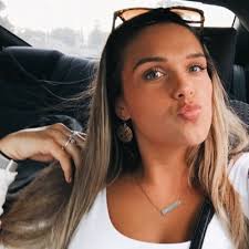 allie cassetta (@AllieCassetta)