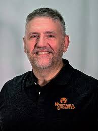 Eric Carper's Instagram, Twitter & Facebook