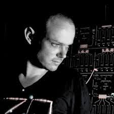 Thomas Goldschmidt's Instagram, Twitter & Facebook