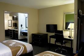 Choose quality inn & suites lévis and ensure the success of your business event. Quality Inn Suites Mobile Spring Hill Mobile Al 36608