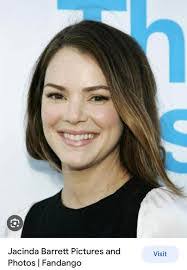 Krista Hays's Instagram, Twitter & Facebook