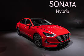 Home sedan sonata 2020 price. 2020 Hyundai Sonata Hybrid Tops Accord Camry With 54 Mpg Highway Roadshow