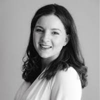 Kelly Caple's Instagram, Twitter & Facebook