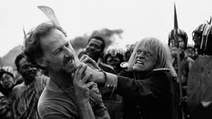 Klaus kinski was born as klaus günter karl nakszynski in zoppot, free city of danzig (now sopot, poland), to susanne (lutze), a nurse, and bruno nakszynski, a pharmacist. Fotograf Beat Presser Die Ganze Welt Vor Der Linse Archiv