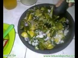 Resep cumi sambal ijo baiklah, pada postingan kali ini admin akan membagikan resep cumi sambal ijo sederhana. Sambal Ijo Seray Resep Sambal Hijau Serai Dari Chef Jeehan Kitchen Yummy App Recently A Good Friend Of Mine Asked Me If I Knew Of A Green Sambal Recipe That