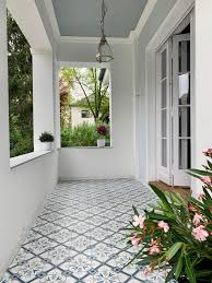 Es sind brancheneinträge zu fliesen in frankfurt (oder) gefragt? Endlich Fertig Unsere Veranda Altbauliebe Zeme Altbau Villa Balkonfliesen