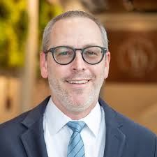 Jeremy Crenshaw's Instagram, Twitter & Facebook