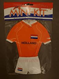 Alle wedstrijden, de historie en alles over het ek 2021 en wk 2022, plus kwalificaties. Bol Com Mini Kit Voetbal Nederlands Elftal Oranje Tenue Met Zuignap Miniatuur Voetbal Set