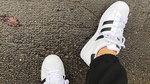 Скачивай и слушай loboda superstar и loboda superstar на zvooq.online! Kolumne Sneak Around Adidas Superstar