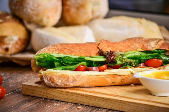 Peqish Health | Wholesale Packaged Sandwiches: Meeting Industry Demand