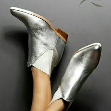 Cansada Com Minhas Meias Três Quartos Pin De Shalome Ibbotson Em Look The Look Sapatos Metalicos Botas Sapatos