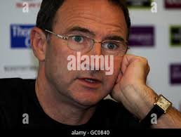 Aston Villa's Manager Martin O'Neil talks to the media during a press  conference at Bodymoor Training Ground, Sutton Coalfield Stock Photo
