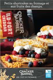 Petits Shortcakes Au Fromage Et Aux Fruits De Champs Berry Shortcake Savory Dessert Shortcake Recipe