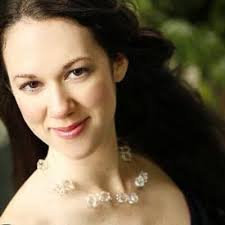 Sonya Sweeney (@son_sweeney)