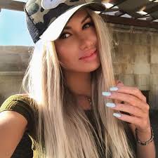 Deborah Ryder (@wichainungnuch)