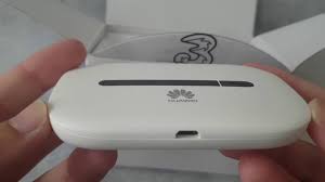 Anda dapat membeli modem huawei jalur terbuka langsung dari huawei, tetapi jika anda telah membeli modem yang dikunci operator dan ingin navigasikan ke beranda modem anda (biasanya dengan memasukkan alamat ip seperti 192.168.8.1 ke bilah alamat peramban anda) dan masuk ke. Huawei E5330 Mi Fi Mobile Wifi Three Unboxing Youtube