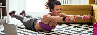 Weitere ideen zu trainieren, muskeltraining, zuhause trainieren. Workout Fitness Fur Zu Hause Das Beste Programm Brigitte De