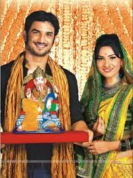 Sushant Singh Rajput And Ankita Lokhande Wishing Happy Ganesh Chaturthi In 2020 Sushant Singh Ankita Lokhande Happy Ganesh Chaturthi